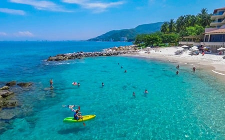 Rentar Camioneta para ir a la Playa en Jalisco
